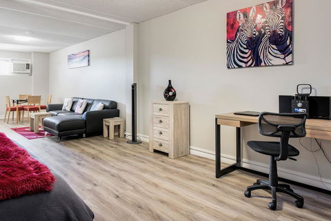 Celina's Ocean View Studio - Mackay Tourism 2