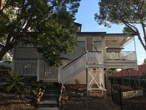 Central Cottage - Mackay Tourism 2