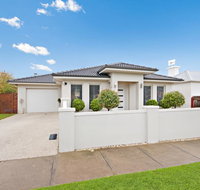 Central Warrnambool Townhouse - Mackay Tourism