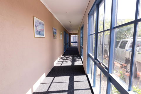 Chadstone Executive Motel - Mackay Tourism 3