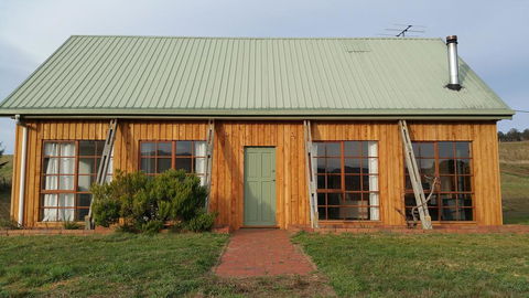 Charles Reuben Estate - Mackay Tourism 0