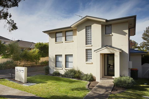 Charlestown Terrace Apartments - Mackay Tourism 0