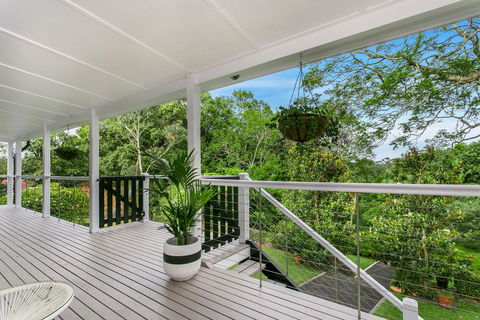 Charlotte's Web - Mackay Tourism 0