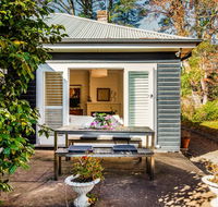 Charming Mountain Cottage - Mackay Tourism