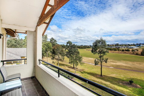 Chateau Shiraz - Mackay Tourism 0