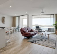 Chic Getaway at The Cosmopolitan Cotton Tree - Mackay Tourism
