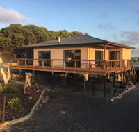 Chill n Sea Coastal Retreat - Mackay Tourism