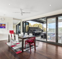 Chilled Chart Hills with Spa Pool Table and Wifi - Mackay Tourism