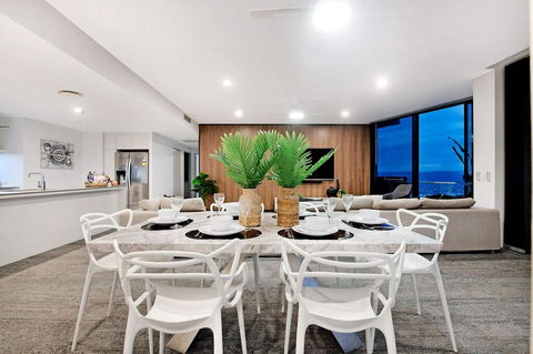 Circle On Cavill Subpenthouse - Mackay Tourism 2