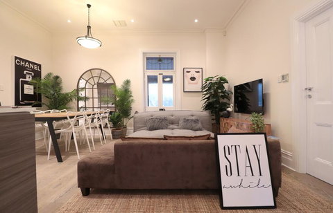 CITYSCAPE Davcorp Executive Rentals - Free Wifi Wine Netflix In Nth Adelaide - Mackay Tourism 0