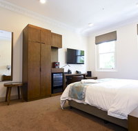 Clarendon Hotel Melbourne - Mackay Tourism