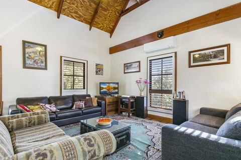 Clervaux Cottage - Mackay Tourism 2