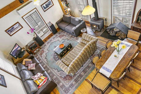 Clervaux Cottage - Mackay Tourism 0