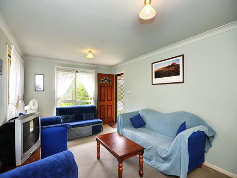 Close To Tea Gardens Waterfront - Mackay Tourism 3