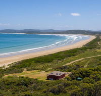 Cloudy Bay Cabin - Mackay Tourism