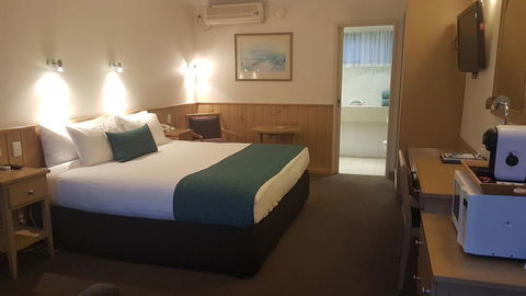 Coal Valley Motor Inn - Mackay Tourism 1