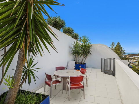 Coast Luxury Apartment 31 - Blue Coral Terrace - Mackay Tourism 3