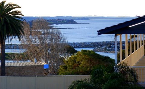 Coastal Comfort Motel - Mackay Tourism 2