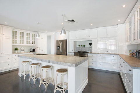 Coastal Elegance - Mackay Tourism 2