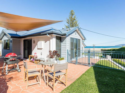 Coastal Haven @ Gerroa - Mackay Tourism 0