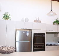 Coastal Retreat Unit 3 - Mackay Tourism