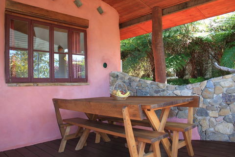 Cobhearthome - Mackay Tourism 3