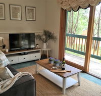 Cockatoo Cottages - Mackay Tourism