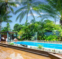 Coconut Blue Front - Palm Cove - Mackay Tourism