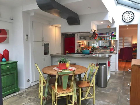 Colourful Darlinghurst Home In Perfect Location By Hyde Park - Mackay Tourism 1