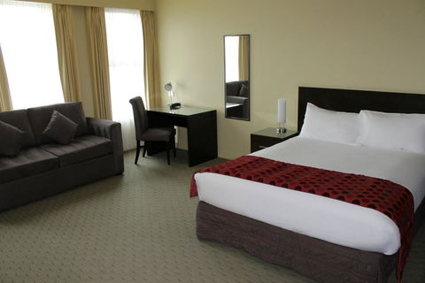 Comfort Inn & Suites City Views - Mackay Tourism 3