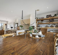 Comfy Coast Drive Condo - Mackay Tourism