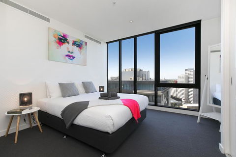 Complete Host Wrap Apartments - Mackay Tourism 3