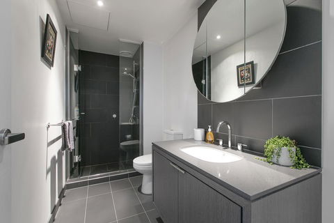 Complete Host Wrap Apartments - Mackay Tourism 1