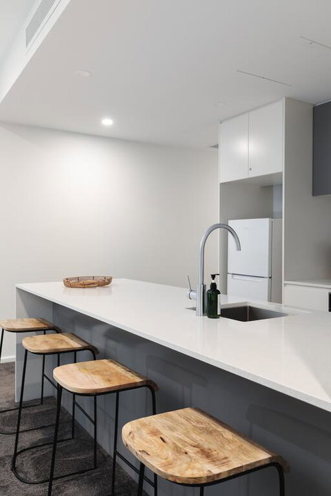 Contemporary Apartment In Newcastle CBD - Mackay Tourism 3