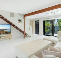 Cool Coastal Chic Noosaville - Mackay Tourism