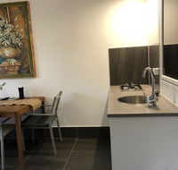 Coonawarra Cabins Unit A - Mackay Tourism