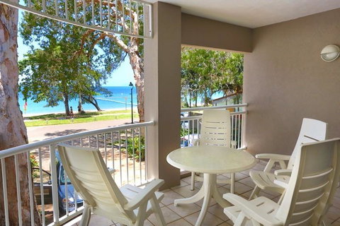 Coral Horizons - Mackay Tourism 0