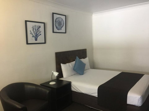 Coral Sands Motel - Mackay Tourism 2