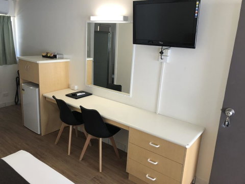 Coral Sands Motel - Mackay Tourism 3