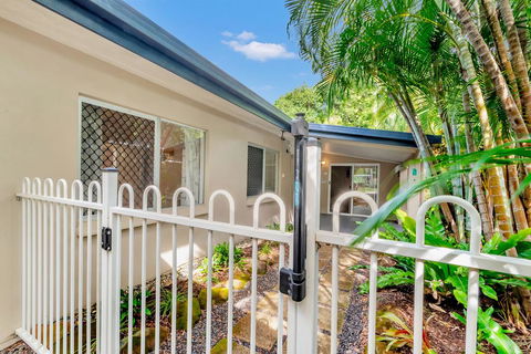 Coral Sea Holiday House - Mackay Tourism 2