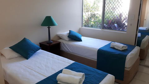 Costa Royale Trinity Beach - Mackay Tourism 2