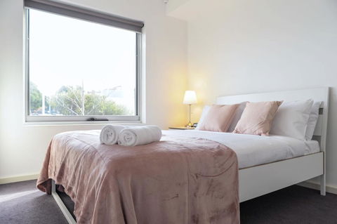 Cosy Apartment Near Racecourse - Mackay Tourism 3
