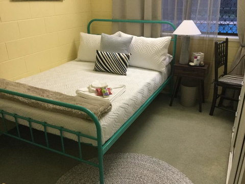 Cosy Bed & Breakfast - Mackay Tourism 2