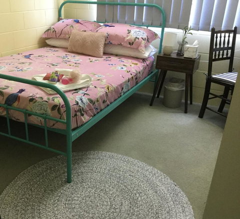 Cosy Bed And Breakfast - Mackay Tourism 1