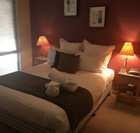 Cottage 1 Relax and Self Isolate in With Hot Tub - Mackay Tourism