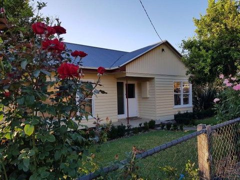 Cottage On Main - Mackay Tourism 0