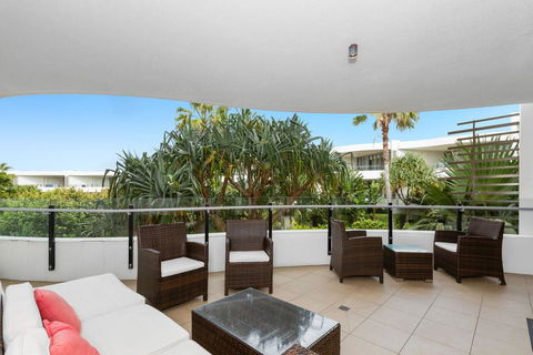 COTTON BEACH 37 - PRIVATE BEACHFRONT COMPLEX - Mackay Tourism 0