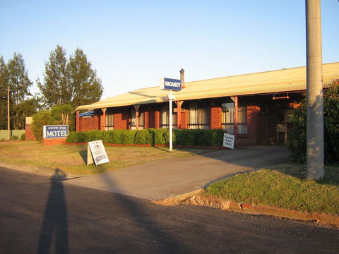 Country Road Motel St Arnaud - Mackay Tourism 0