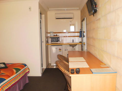 Country View Motel Ilbilbie - Mackay Tourism 0