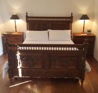 Courtyard Faversham House - Mackay Tourism